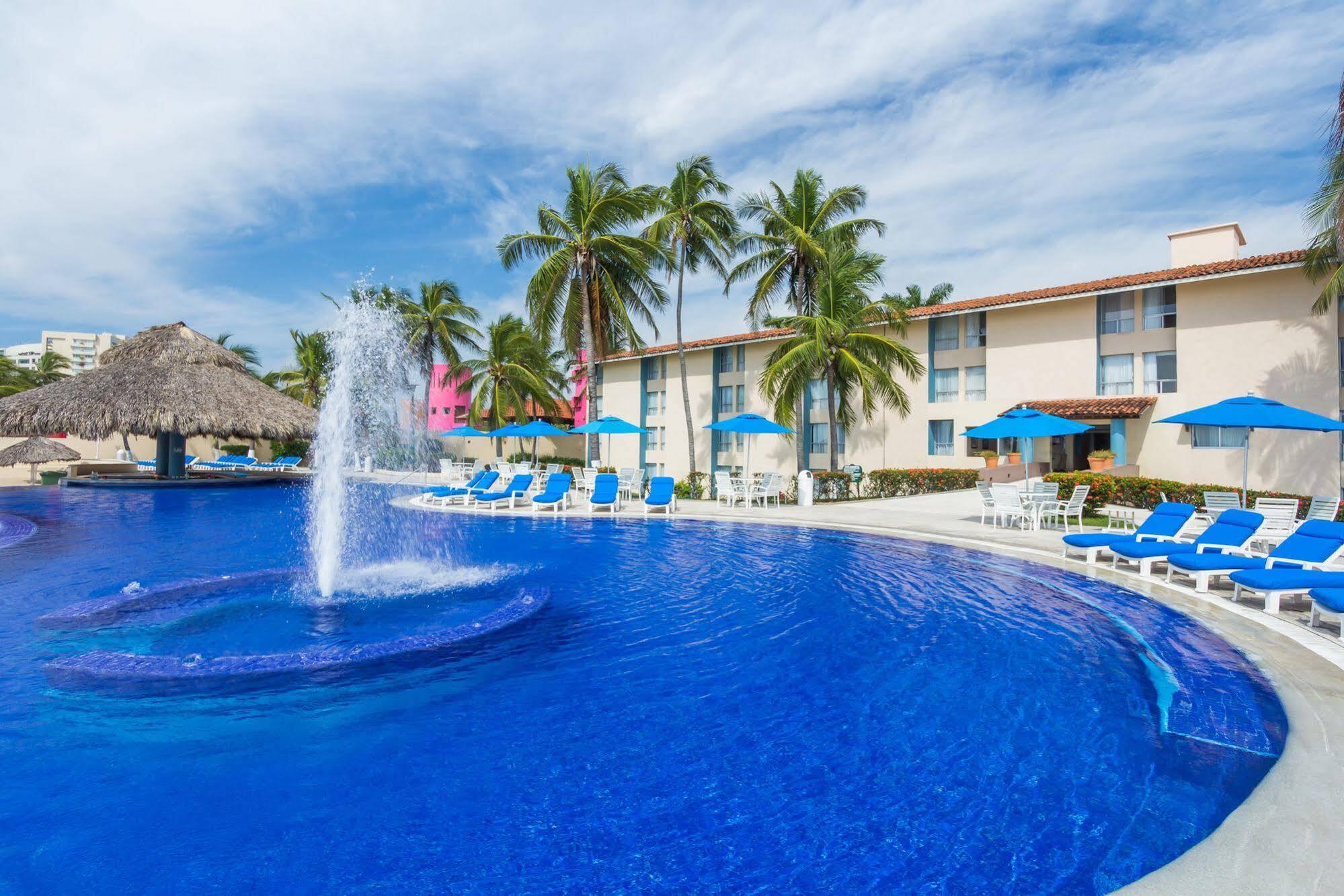 Posada Real Ixtapa Ixtapa  Bagian luar foto